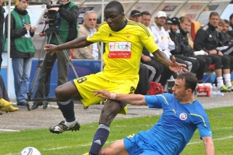 Бенуа Ангбва, фото fc-rostov.ru