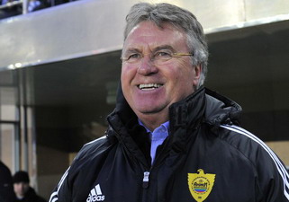 Гус Хиддинк, lenta.ru