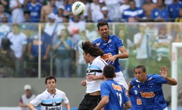 Морено: два гола + пас, gremio.net