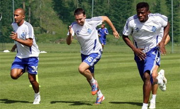 Игроки Динамо на тренировке, fcdynamo.kiev.ua