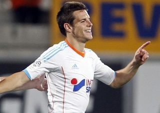 Сесар Аспиликуэта, Reuters