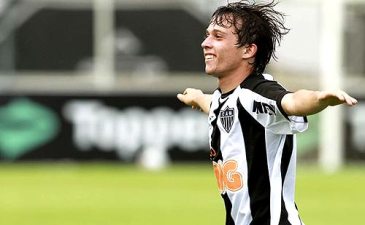 19-летний Бернард, adrianospadoto.com.br