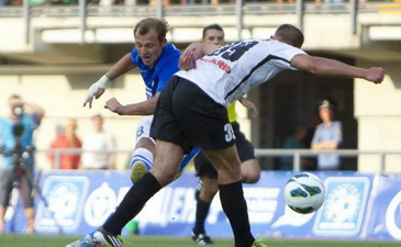 Зозуля открыл счет в матче, fcdnipro.ua