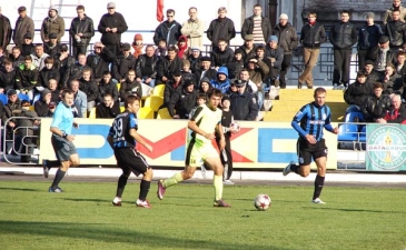 Днепродзержинская Сталь в прошлом сезоне дошла до 1/8 финала. А вам слабо?