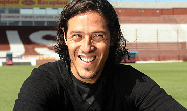 Мауро Каморанези теперь будет играть за Расинг, lanacion.com