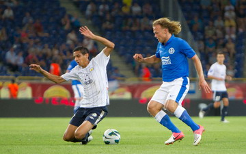 Денисов играет в отборе, fcdnipro.ua