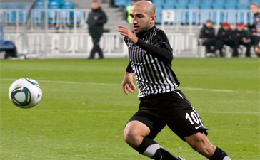 Джаба Липартия забил с пенальти, фото zarya-lugansk.com