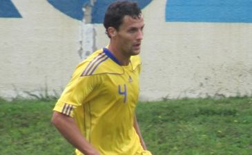 Один из лучших защитников первой лиги Николай Лазорик оказался в тернопольской Ниве, фото Артура Валерко, Football.ua