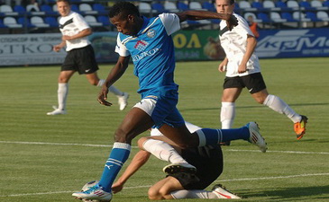 Иса Шерифф вместе с земляком Франком Темиле попал в сборную тура, фото olimpik.com.ua