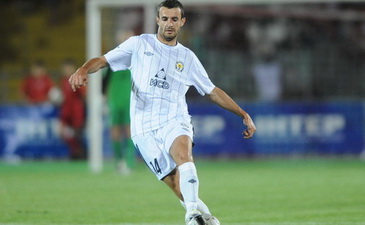 Воловик показал, как он умеет бить штрафные, © Валерий Дудуш, Football.ua