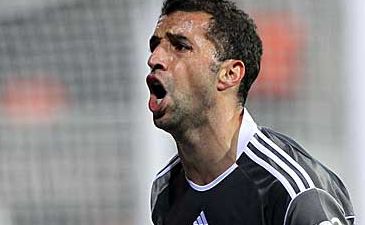 Симао Саброза, фото spor.milliyet.com.tr