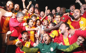 Галатасарай праздновал чемпионство, Getty Images