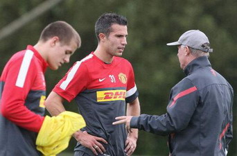 Фергюсон дает указания ван Перси, Getty images