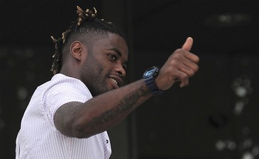 Алекс Сонг, AFP