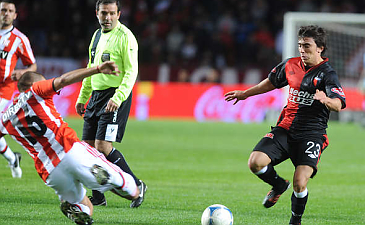 Ре против Уррибарри, ole.com.ar