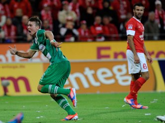 Клаус празднует взятие ворот, Getty Images