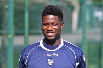 Арнольд Мвуемба, melty.fr