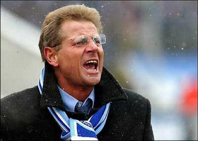 Властимил Петржела, 2000.net.ua