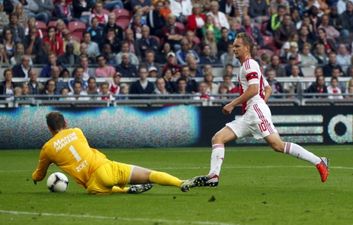 Де Йонг мог открывать счет, fcupdate.nl