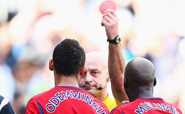 Одемвинги получает красную карточку, Getty Images