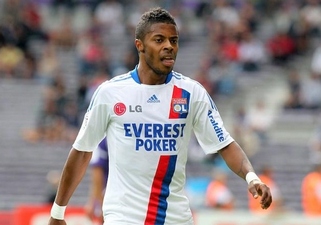 Мичел Бастос, Icon Sport