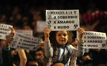 Пожелание от болельщиков Расинга, ole.com.ar