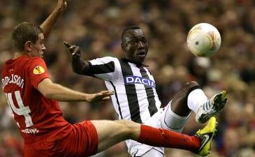 Армеро в матче против Ливерпуля, фото breakingnews.ie