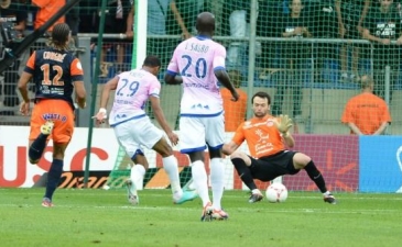 Клифа открывает счет, Getty Images