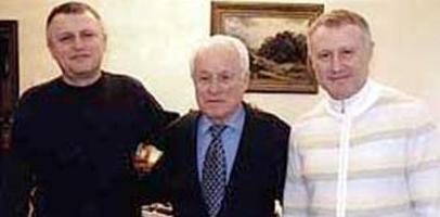 Семейство Суркисов