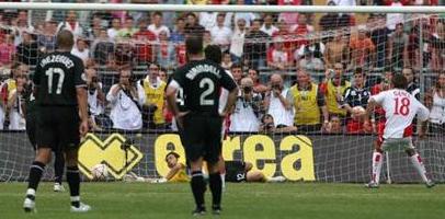 Миранте тянет пенальти от Ганчи, juventus.com