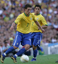 Элано: Дунге нужен, Луческу нет...