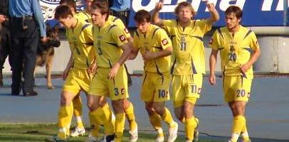 Команда Алексея Михайличенко празднует крупную победу, фото Динамомания