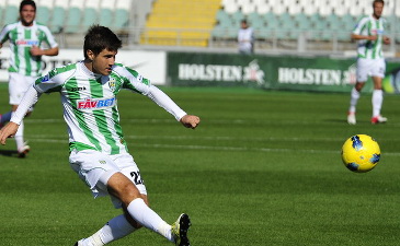 Штилич отдал блестящую голевую передачу © Алексей Ковалев, Football.ua