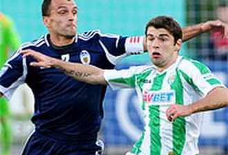 Леван Кения справа, fckarpaty.lviv.ua