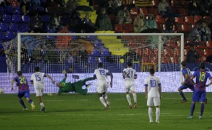 Мичел забивает за Леванте, marca.com