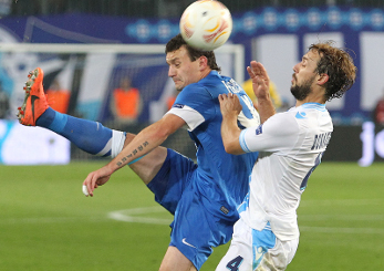 Федецкий против Донаделя © Станислав Ведмидь, Football.ua