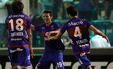 Триумф Тигре, Reuters