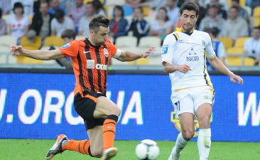 Срна против Казаряна, фото из архива Football.ua