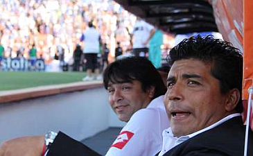 Омар Асад, ole.com.ar