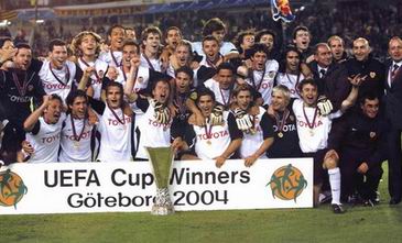 Валенсия: золотой дубль команды Бенитеса. Что с ними стало потом? 