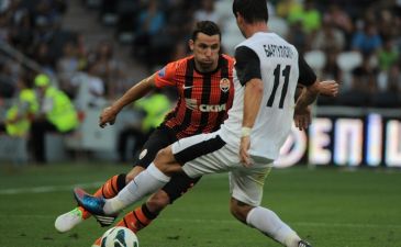 Дуэль Срны и Бартуловича была интересной, фото из архива shakhtar.com