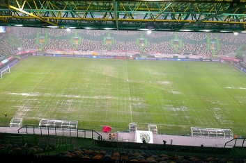 Стадион Жозе Альваладе, abola.pt