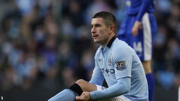 Александар Коларов, AP