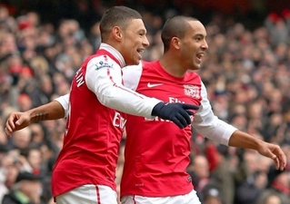 Окслейд-Чемберлен и Уолкотт, soccerisma.com