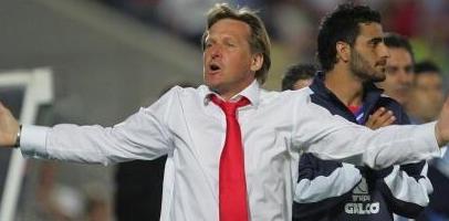 Бернд Шустер