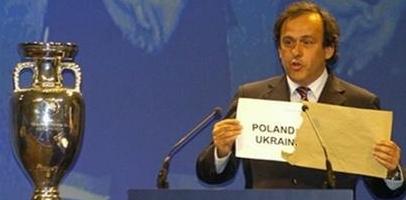 Мишель Платини не сидит на месте