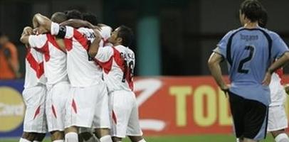 Перу громит Уругвай