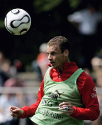 Давид Розеналь