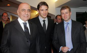 Андрей Шевченко в обществе двух президентов