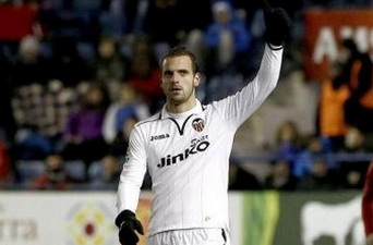 Автор дубля - Роберто Солдадо, sevillafc.es